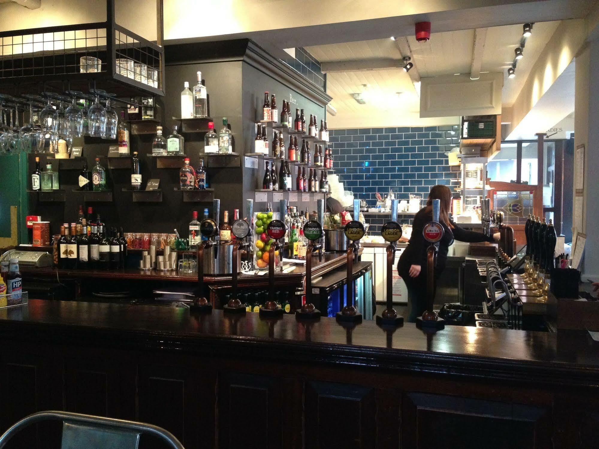 Publove @ The Exmouth Arms, Euston Лондон Экстерьер фото